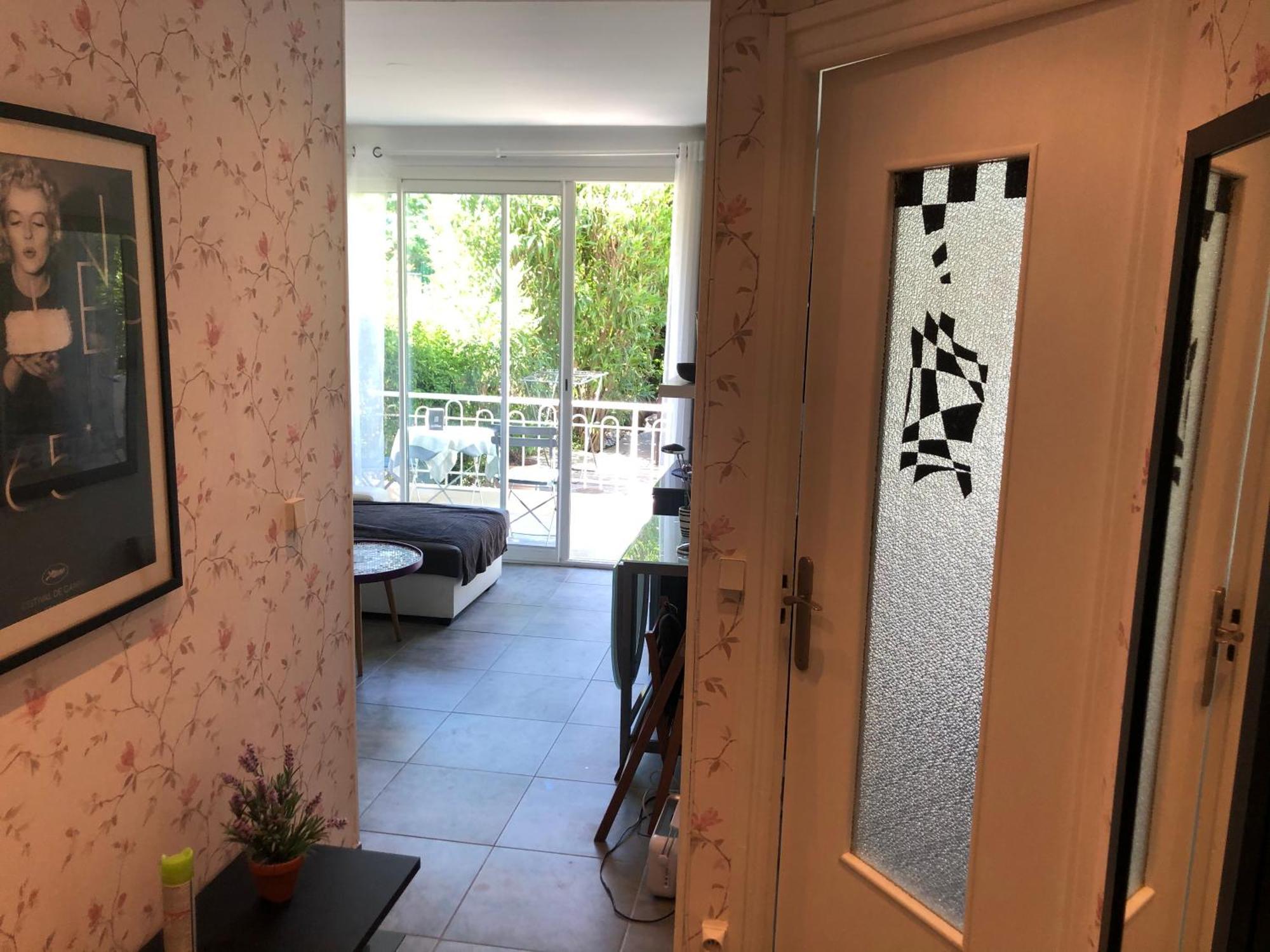 Only 60M To The Beach, 2 Bedroom Cozy Apartment, 80M2 Big Garden, Very Central Cannes Eksteriør bilde