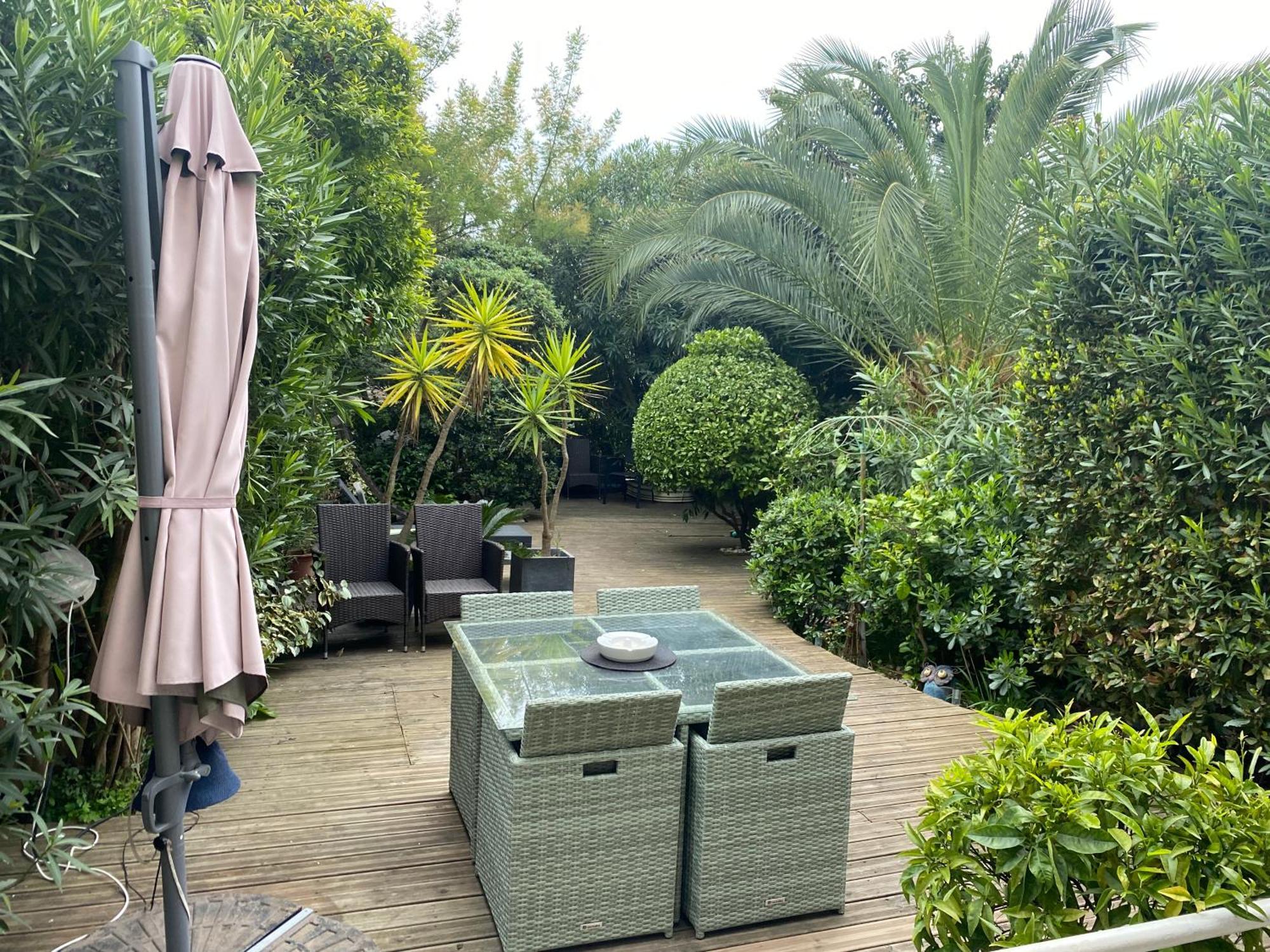 Only 60M To The Beach, 2 Bedroom Cozy Apartment, 80M2 Big Garden, Very Central Cannes Eksteriør bilde